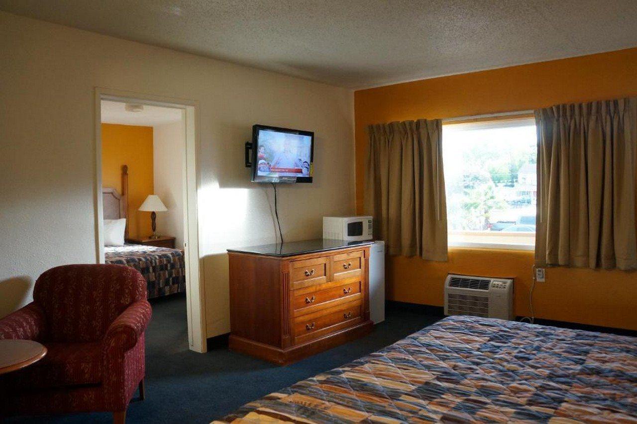 Classic Inn Red Bluff Exterior foto